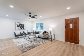 Photo #2: 6530555 Listing