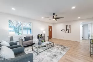 Photo #3: 6530555 Listing