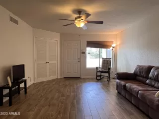 Photo #4: 6530661 Listing