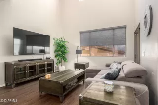 Photo #2: 6530688 Listing