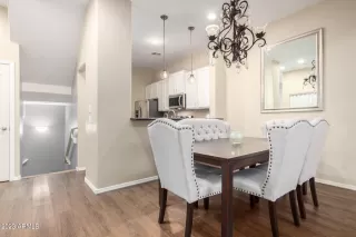 Photo #4: 6530688 Listing