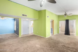 Photo #3: 6530844 Listing