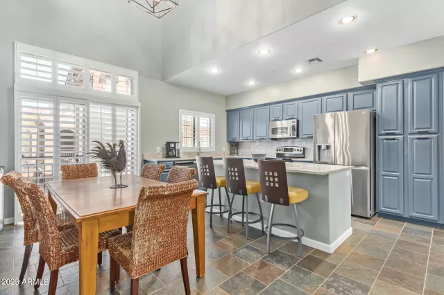 MLS: 6531086 Condo For Sale