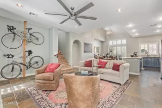 Photo #4: 6531086 Listing