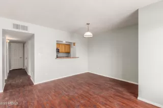 Photo #4: 6531219 Listing