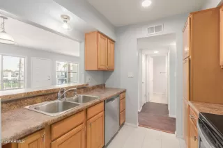 Photo #5: 6531219 Listing