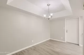 Photo #6: 6531228 Listing