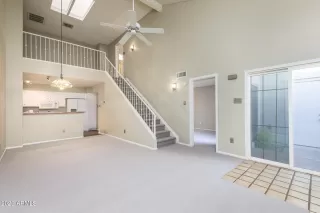 Photo #4: 6531282 Listing