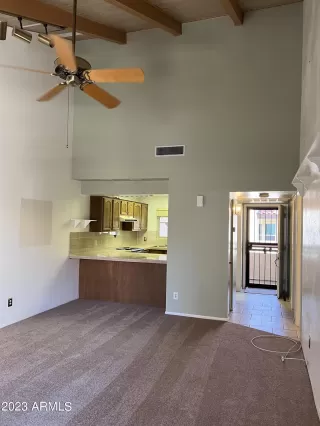 Photo #6: 6531407 Listing