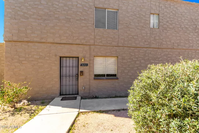 MLS: 6531469 Condo For Sale