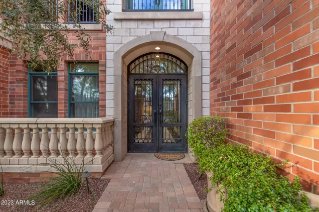 MLS: 6531579 Condo For Sale