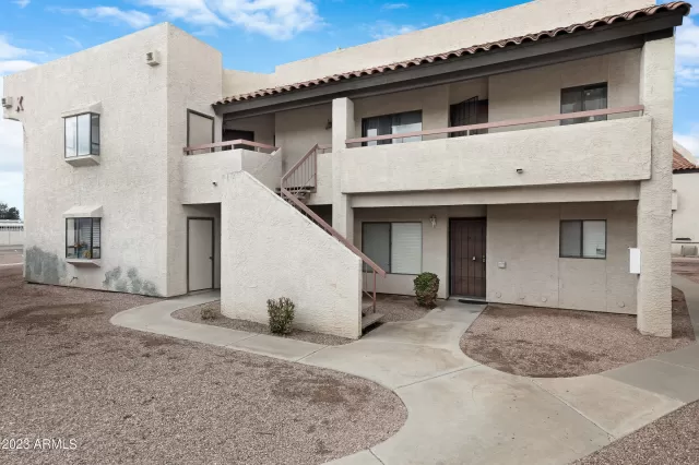 MLS: 6531725 Condo For Sale