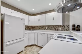 Photo #3: 6531939 Listing