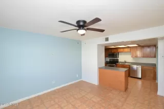 Photo #2: 6531984 Listing