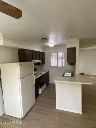 Photo #2: 6532101 Listing