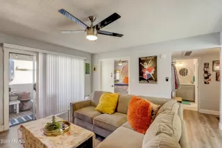 Photo #6: 6532275 Listing