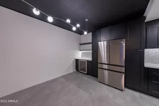 Photo #4: 6532312 Listing