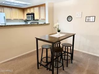 Photo #3: 6532432 Listing 