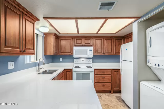 MLS: 6532505 Condo For Sale