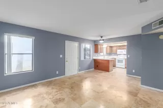 Photo #4: 6532505 Listing