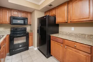 Photo #4: 6532631 Listing 