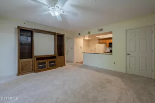 Photo #4: 6532677 Listing 