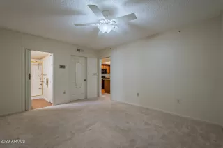 Photo #6: 6532677 Listing 