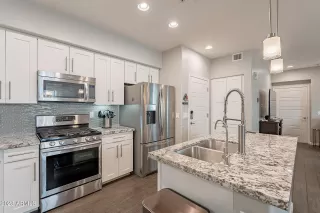 Photo #1: 6532722 Listing 