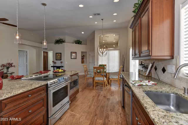 MLS: 6532725 Condo For Sale