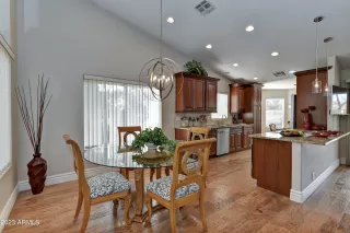 Photo #5: 6532725 Listing 