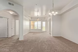 Photo #6: 6532941 Listing