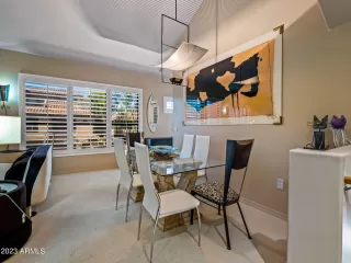 Photo #4: 6532979 Listing