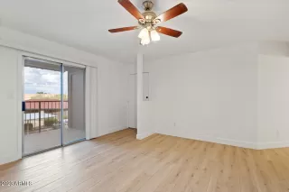 Photo #6: 6532998 Listing