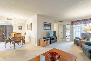 Photo #3: 6533031 Listing 