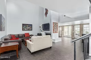 Photo #2: 6533070 Listing