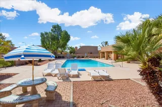 Photo #6: 6533096 Listing 