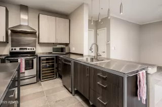 Photo #4: 6533136 Listing
