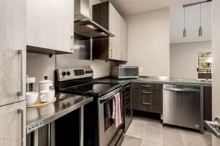 Photo #5: 6533136 Listing