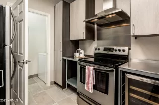 Photo #6: 6533136 Listing