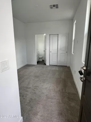 Photo #5: 6533333 Listing