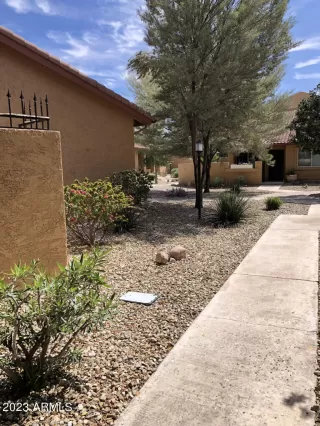 Photo #5: 6533452 Listing