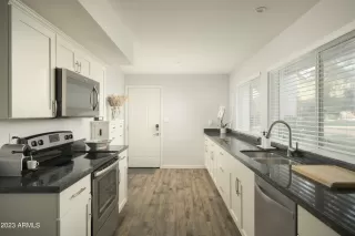 Photo #6: 6533529 Listing 