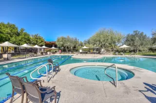 Photo #5: 6533590 Listing