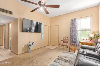 Photo #5: 6533595 Listing