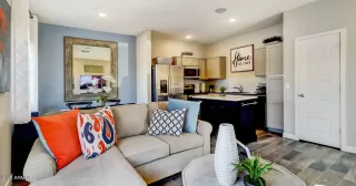 Photo #5: 6533809 Listing