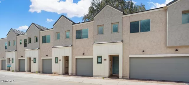 MLS: 6533839 Condo For Sale