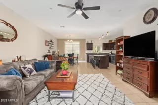 Photo #2: 6533850 Listing