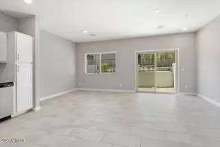 Photo #6: 6533875 Listing