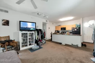Photo #6: 6533932 Listing