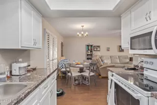 Photo #6: 6534479 Listing